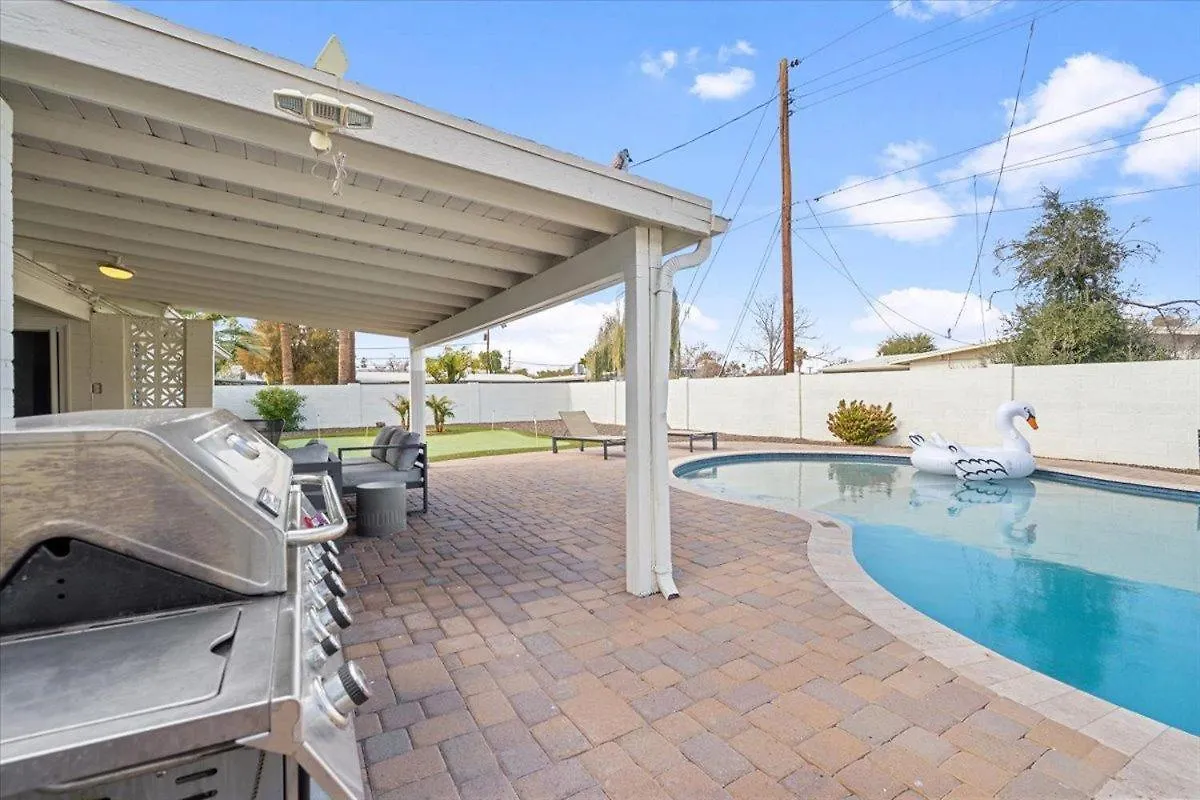 Mulberry Mulligan-Pool-Mini Golf-Mins To Old Town Villa Scottsdale